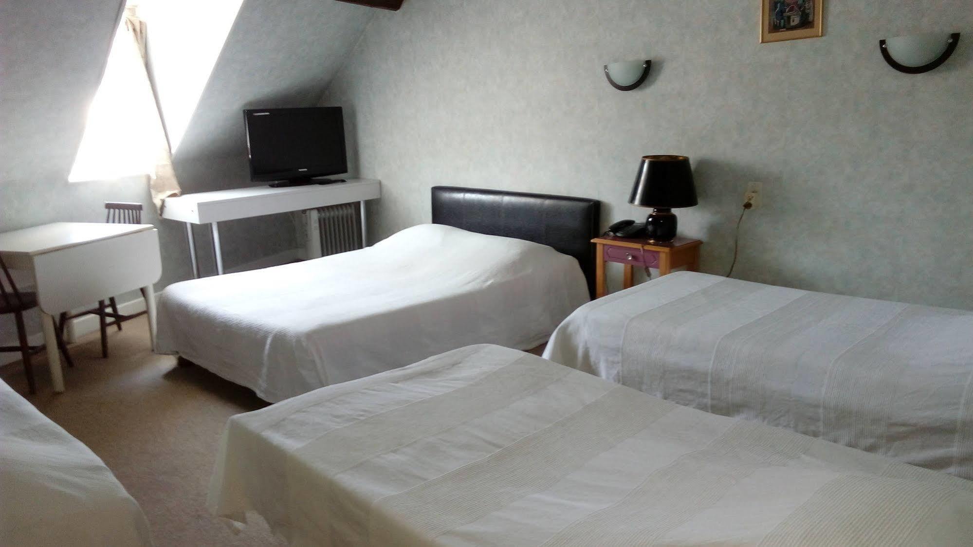 Hotel Nice Flore วิชี ภายนอก รูปภาพ